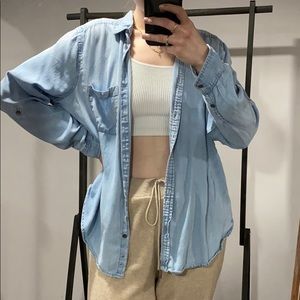 American Eagle light wash denim shirt